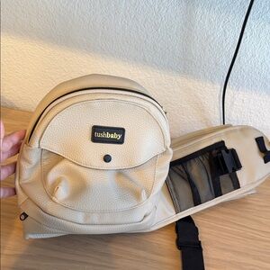 Tushbaby Beige Kids Carrier